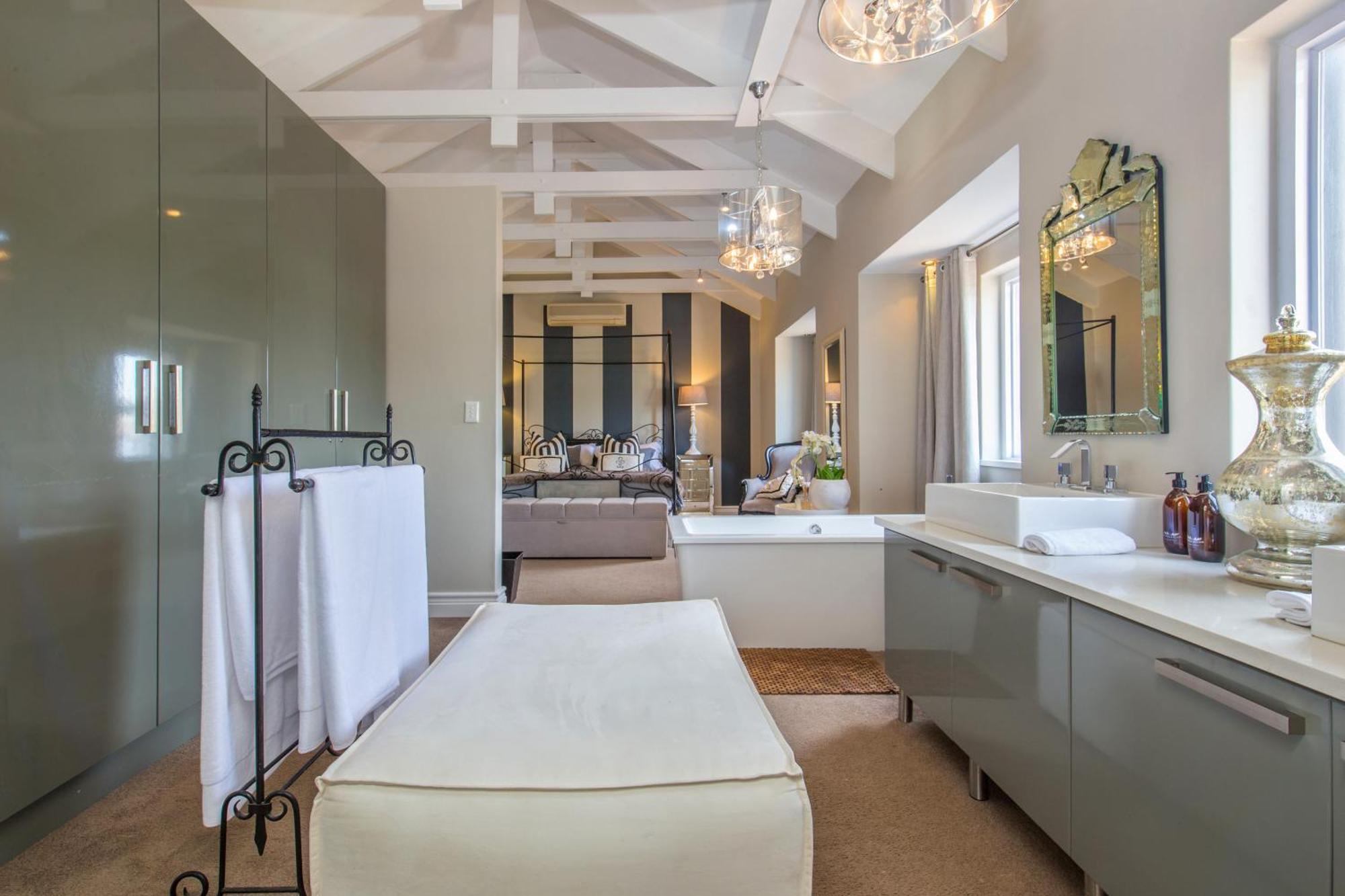 Thesen Harbour Town Apartments @ Beautiful Knysna Villas Szoba fotó